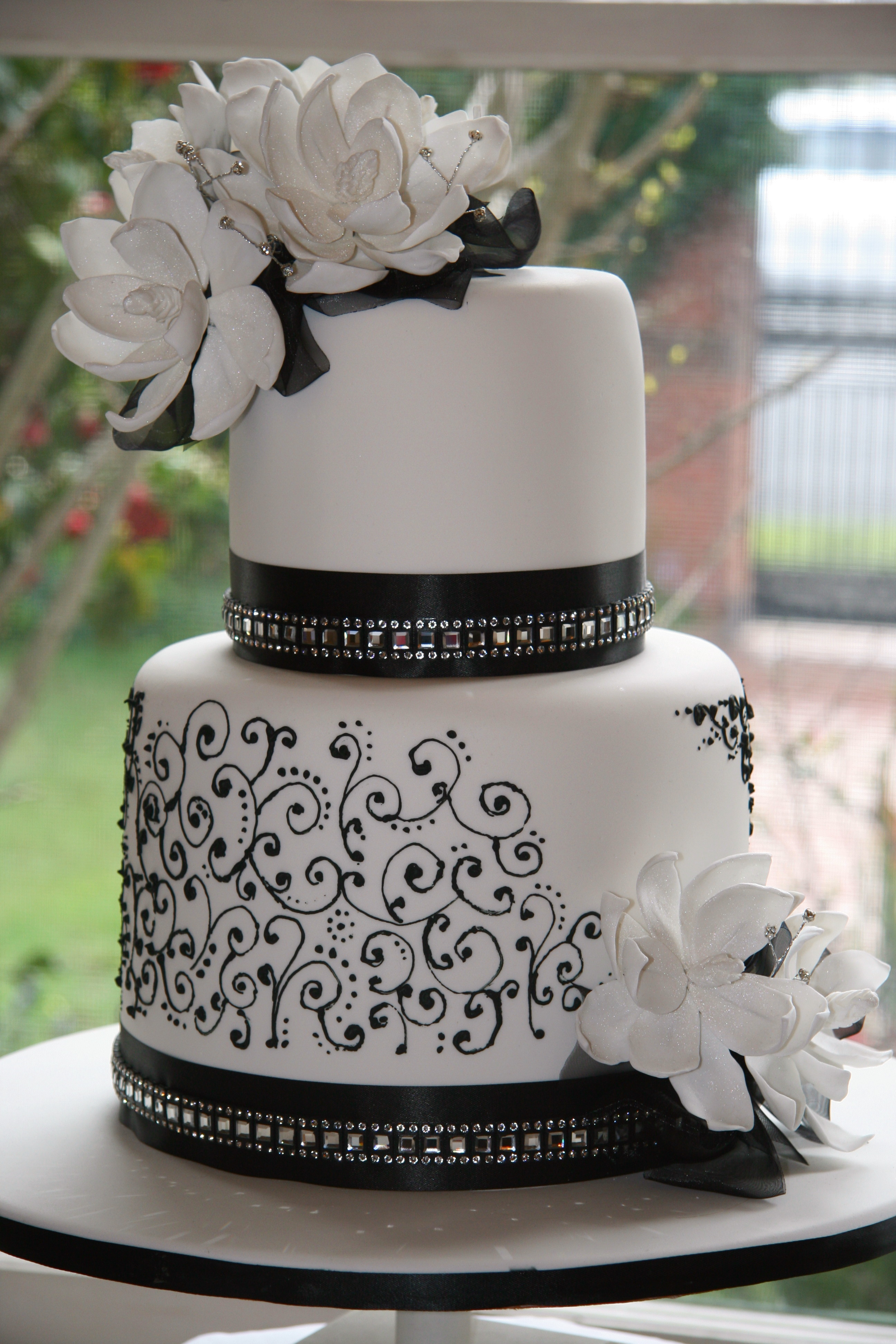 Perfect Elegant Wedding Cakes Black White 2592 x 3888 · 1582 kB · jpeg